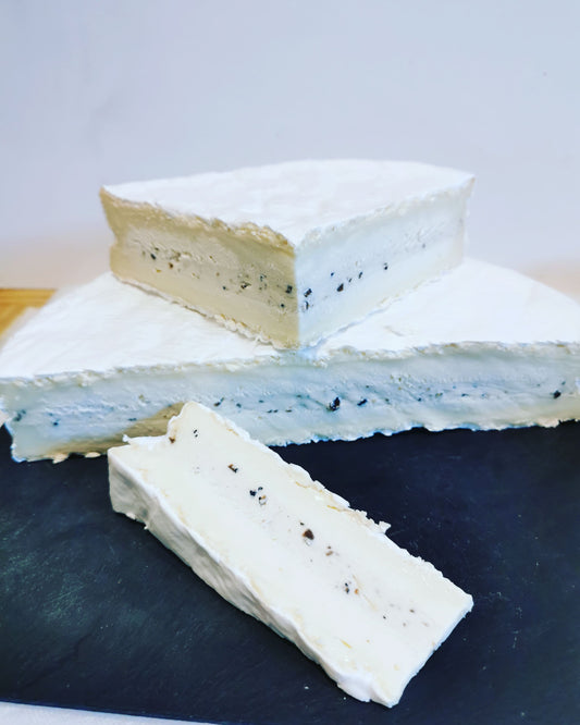 Brie with Summer Truffle - 200g